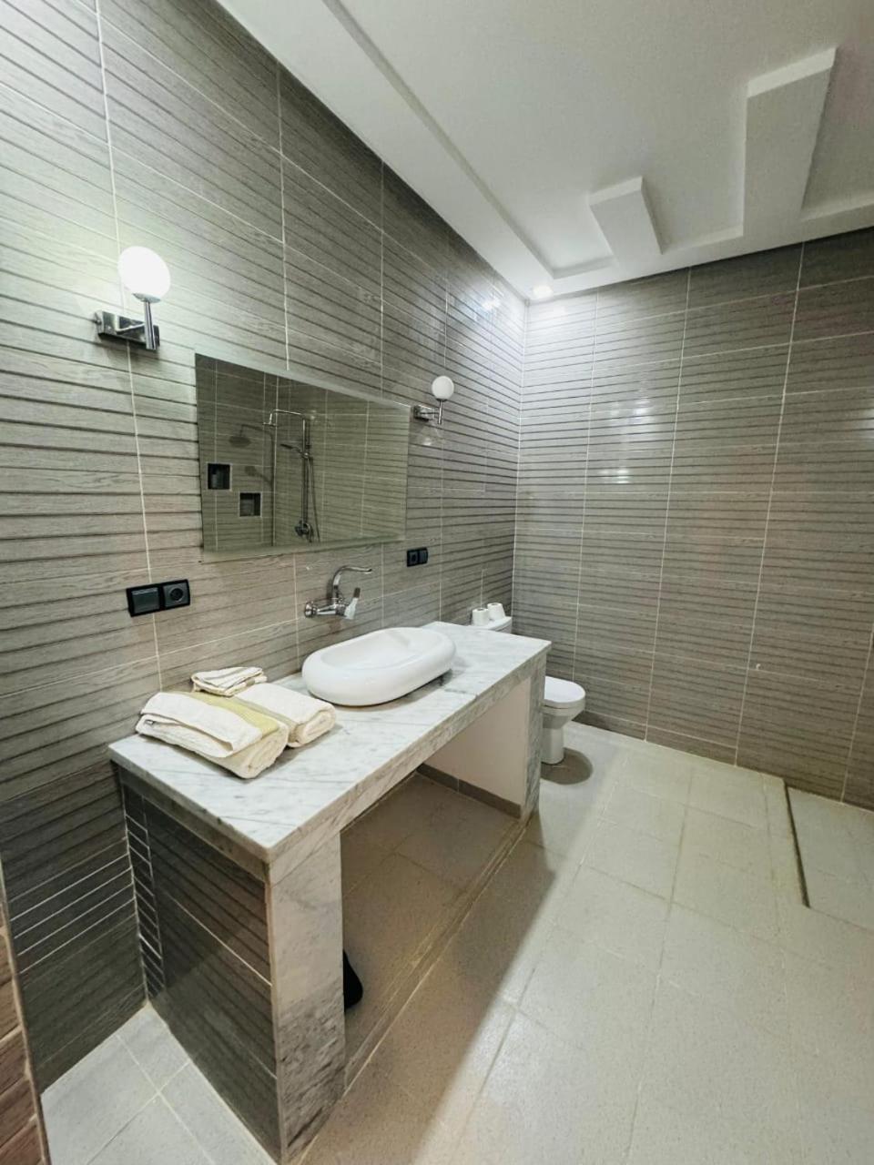 Kasbah ben hamou Hotel Nkob Bagian luar foto